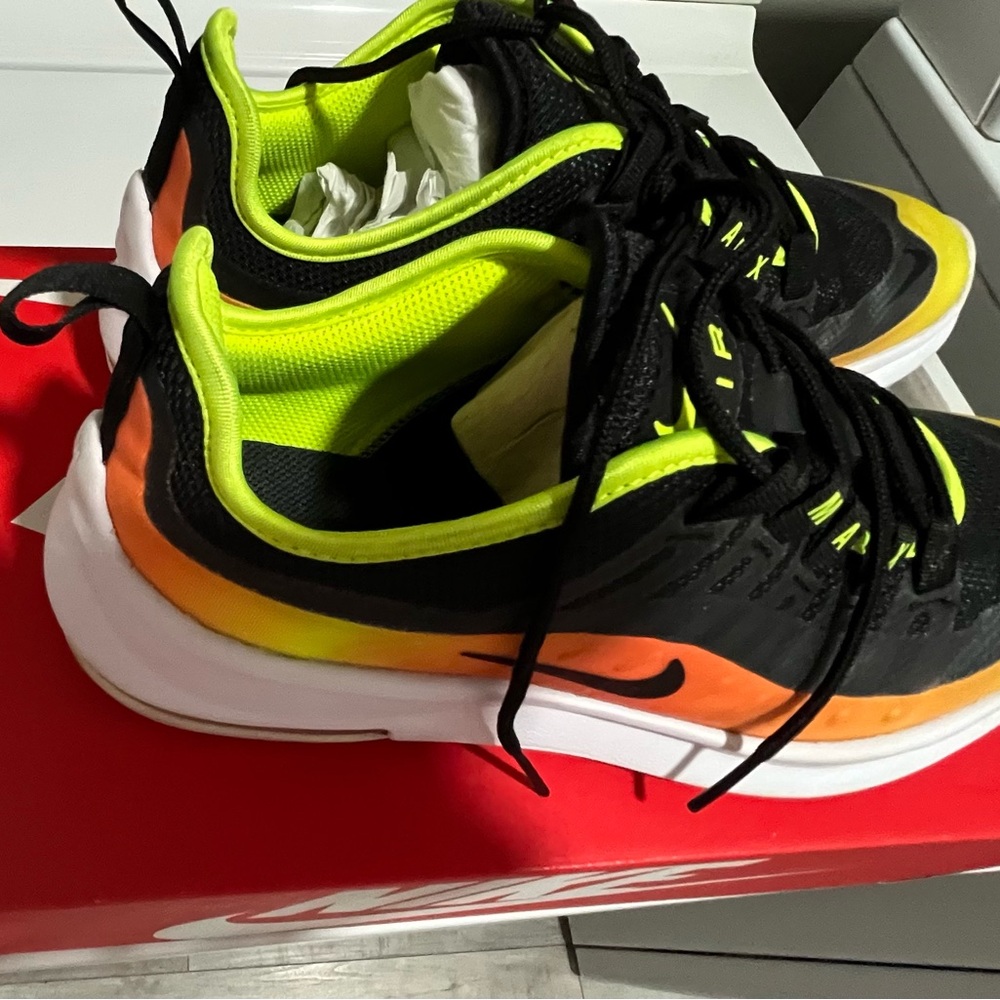 Nike Black and Lime Green Running Shoes